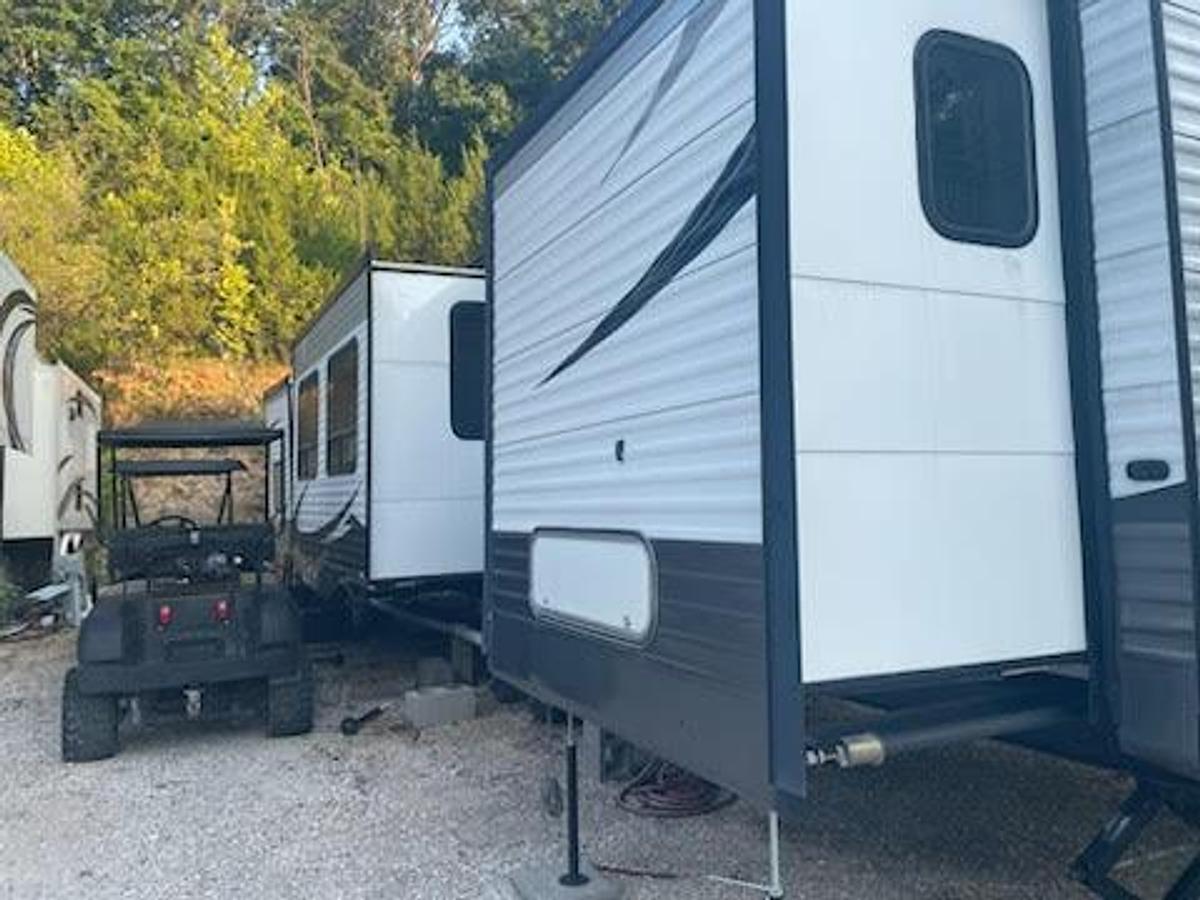 Used 2016 Gulf Stream Conquest 