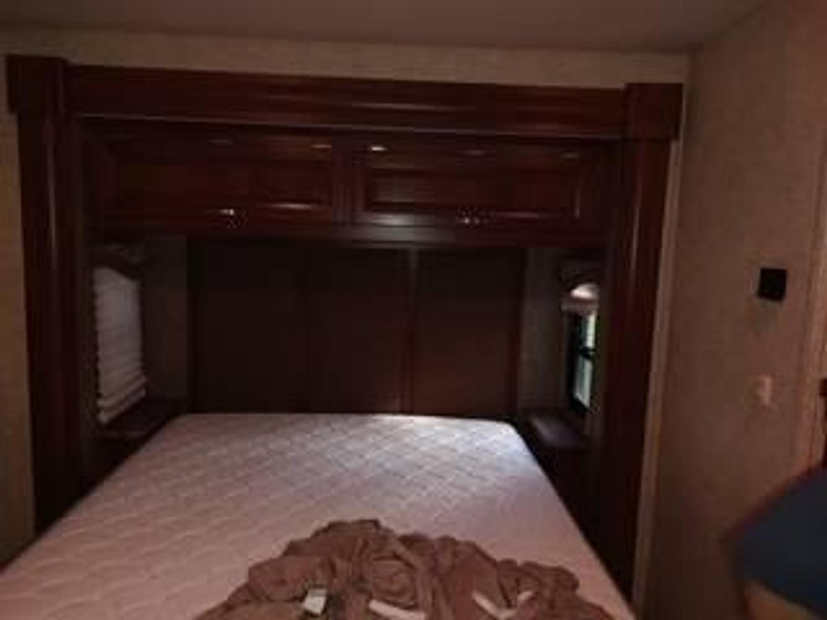 Used 2014 Forest River Georgetown XL 352Q