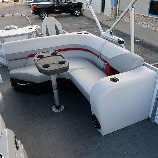 Used 2024 Lowe SF214 Pontoon