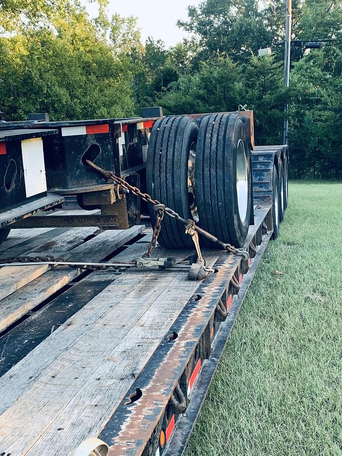 Used 2014 Peterbilt 389 and/or 2019 XL specialized trailer