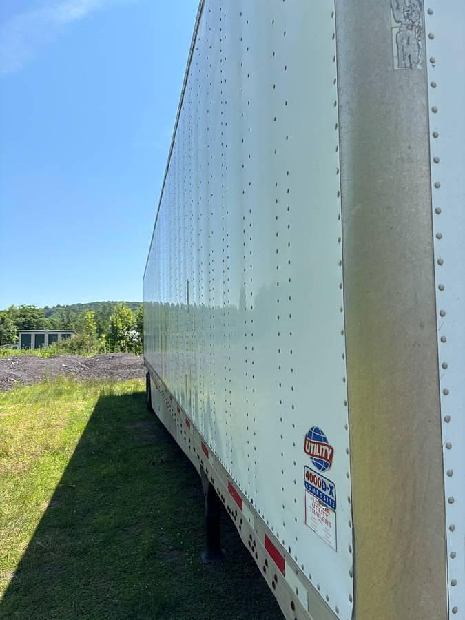 Used 2016 Utility 53' Dry Van Trailer – Swing Doors