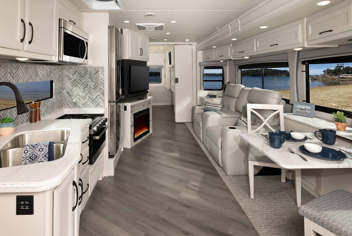 Used 2025 Holiday Rambler Vacationer 33C Class A Motorhome