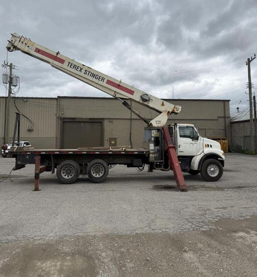 Used 1999 Terex TC4792 Mounted on 1999 Sterling LT7500