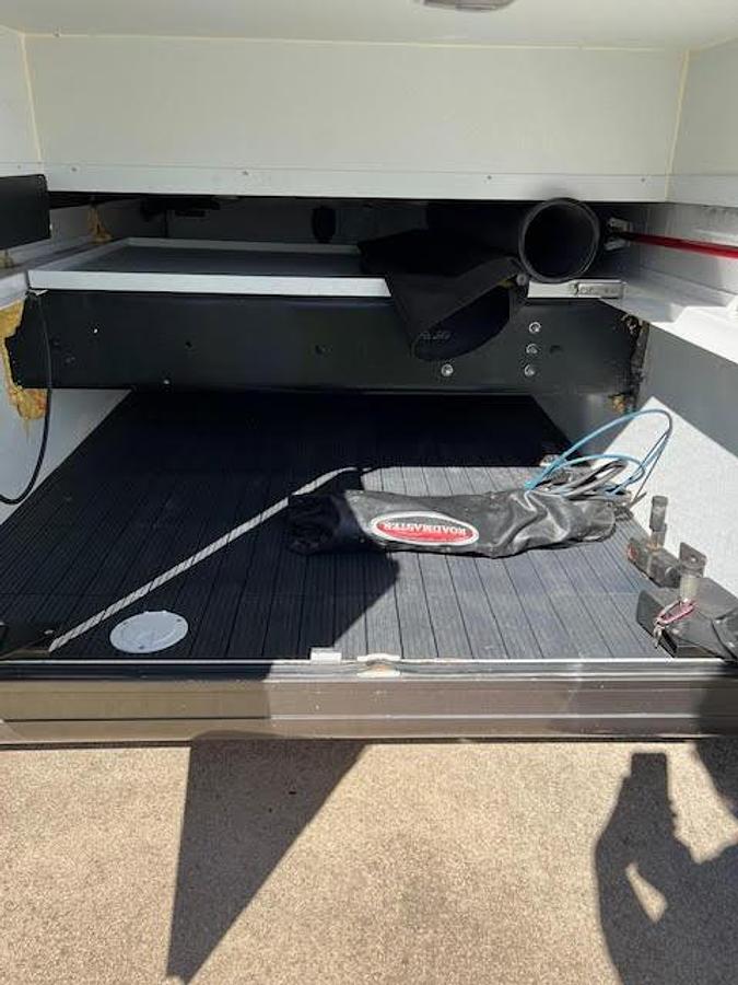 Used 2014 Thor Motor Coach Palazzo 33.2 Class A Motorhome