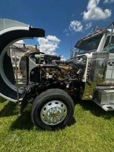 Used 2017 Peterbilt 389