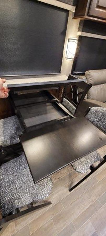 Used 2020 Jayco Pinnacle 37MDQS