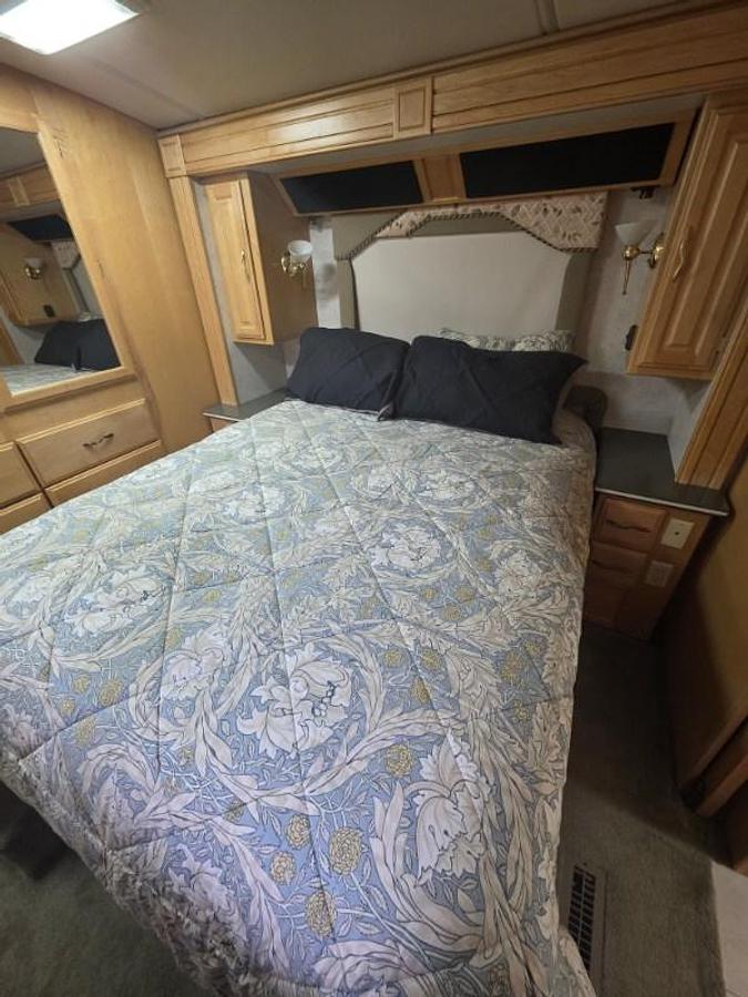 Used 2003 Fleetwood American Tradition