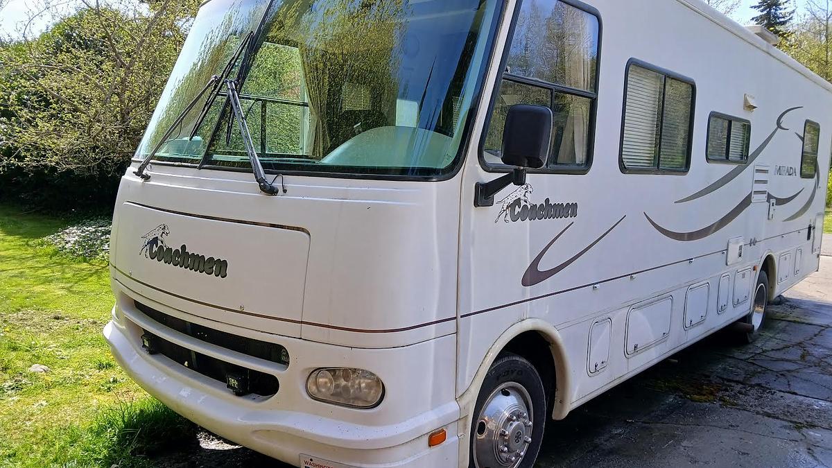 Used 2002 Coachmen Mirada Class A Motorhome