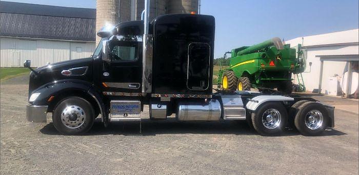 Used 2017 Peterbilt 579 Sleeper Truck