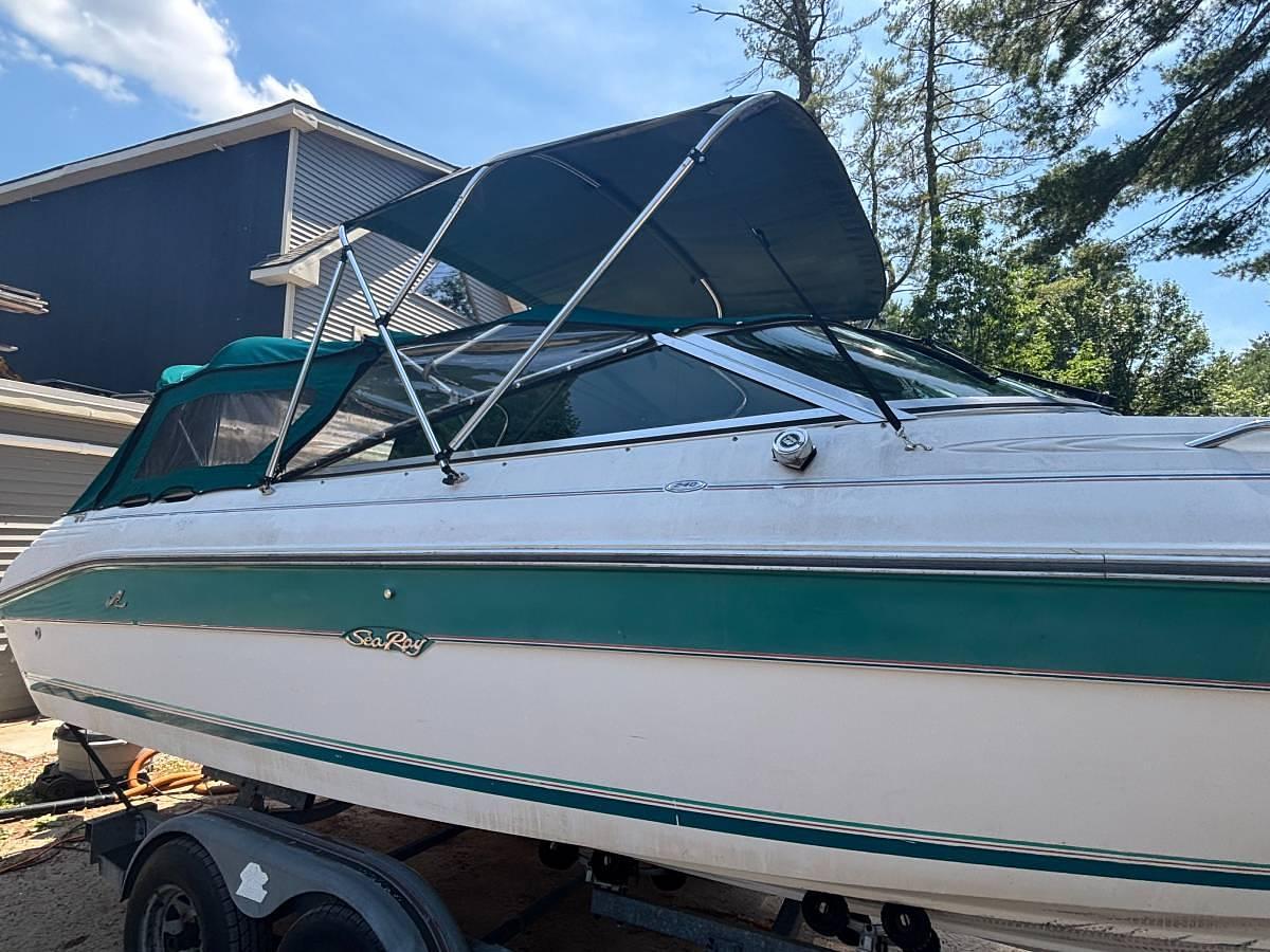 Used 1993 Sea Ray 240 Deck Boat