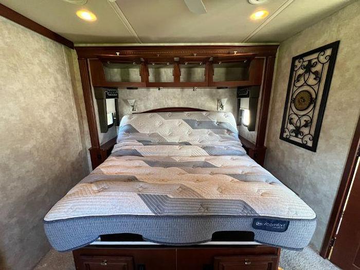 Used 2011 Winnebago Tour 42QD