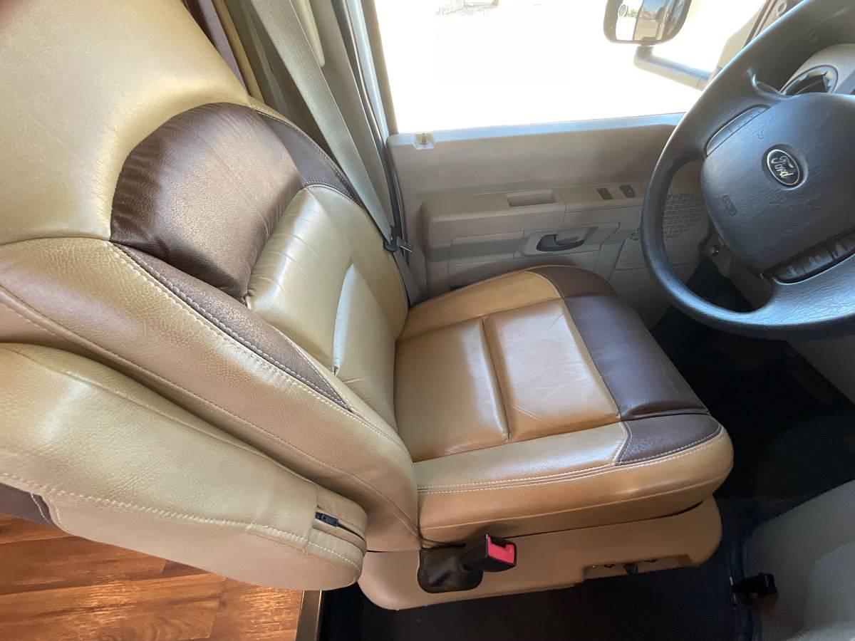 Used 2015 Jayco Greyhawk 29 MV JRIDE