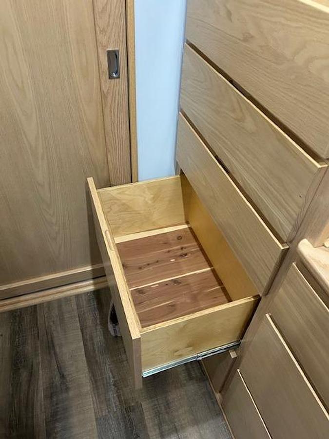 Used 2022 Space Craft V405 Fifth Wheel