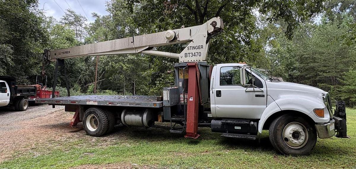 Used 2005 TEREX BT3470 MOUNTED ON 2005 FORD F750 XL