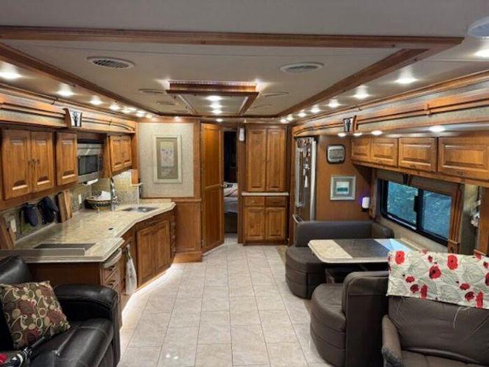 Used 2017 Tiffin Motorhomes Phaeton 40QBH