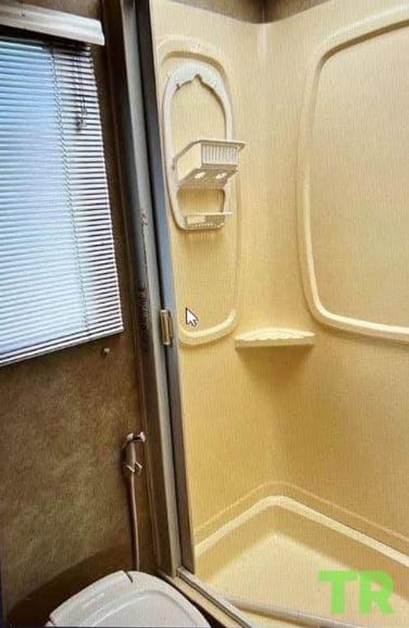 Used 2007 Winnebago View 23H Class C Motorhome
