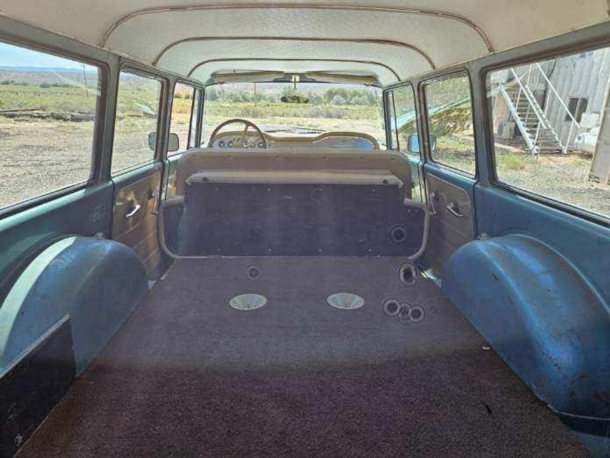 Used 1967 International Travelall 1100B