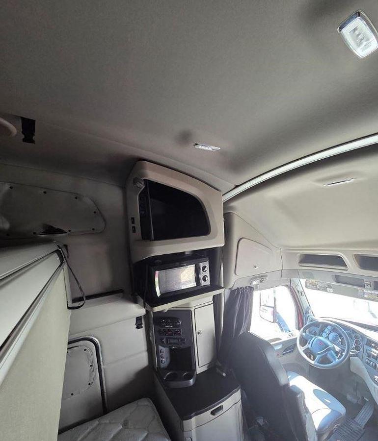 Used 2019 PETERBILT 579