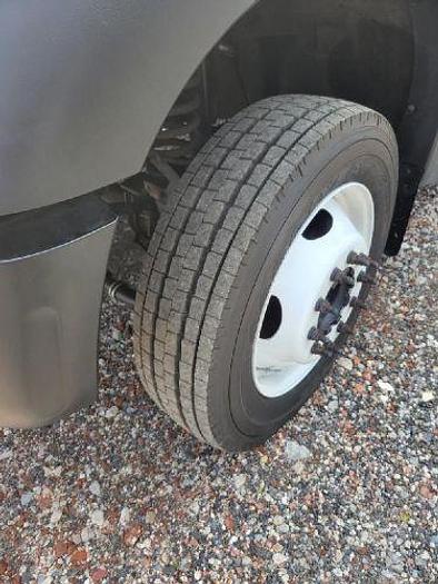 Used 2011 Ford F550 Mounted on Altec AT235