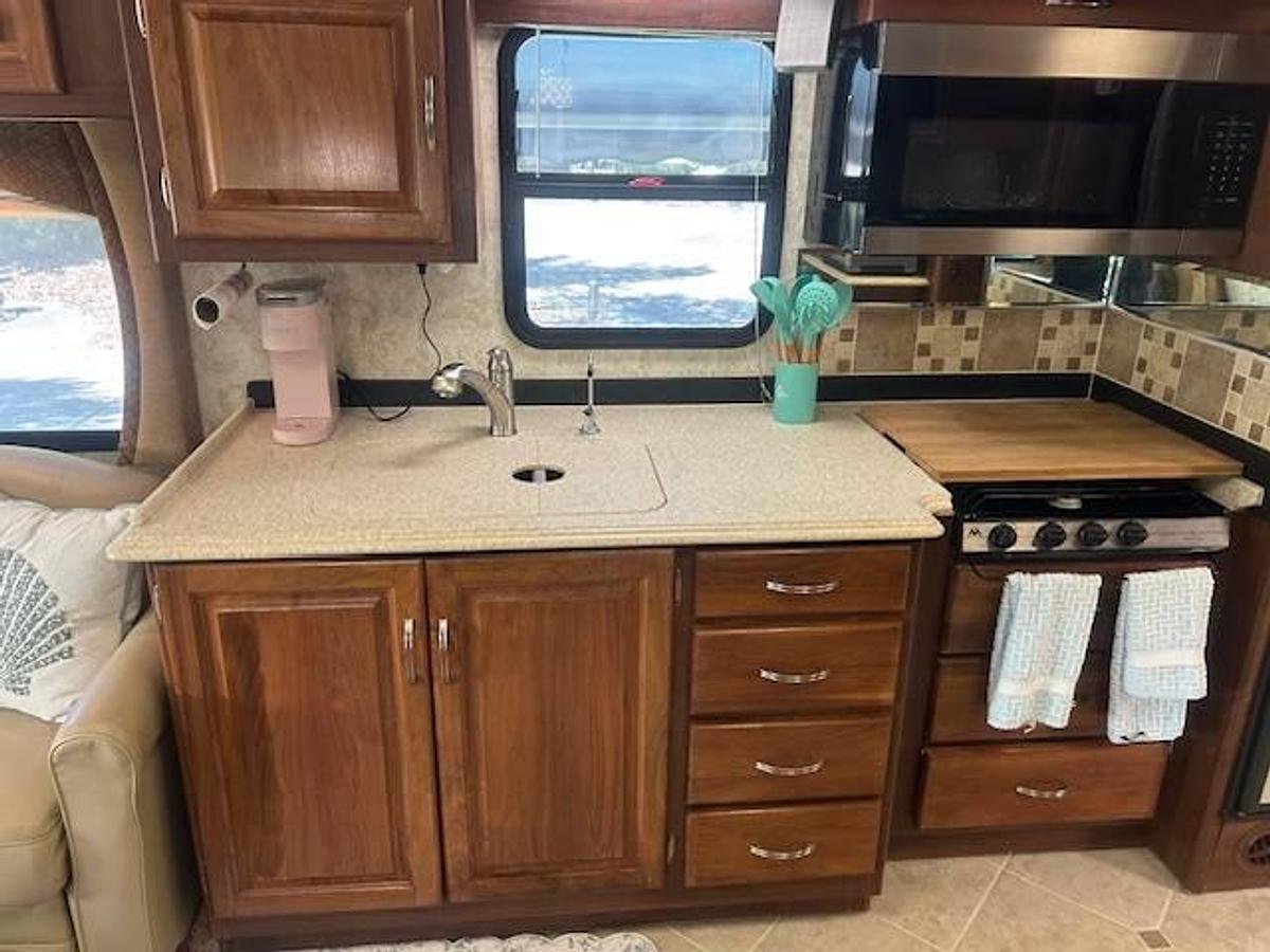 Used 2005 National Tropical