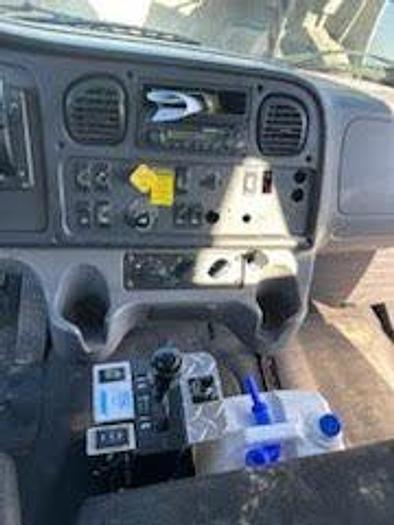 Used 2015 Freightliner BUSINESS CLASS M2 106