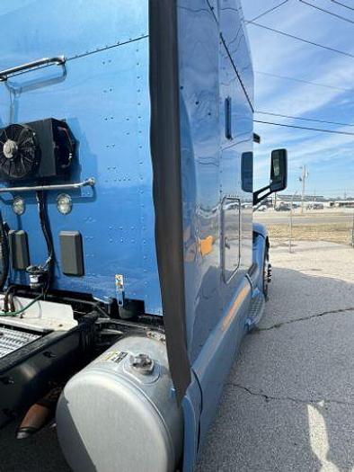 Used 2019 Peterbilt 579