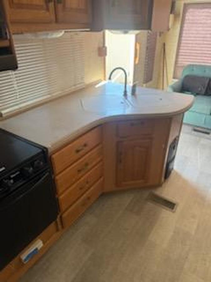 Used 2006 Keystone Montana 1647598 Fifth Wheel 