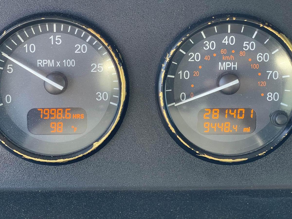 Used 2016 Peterbilt 330 Box Truck