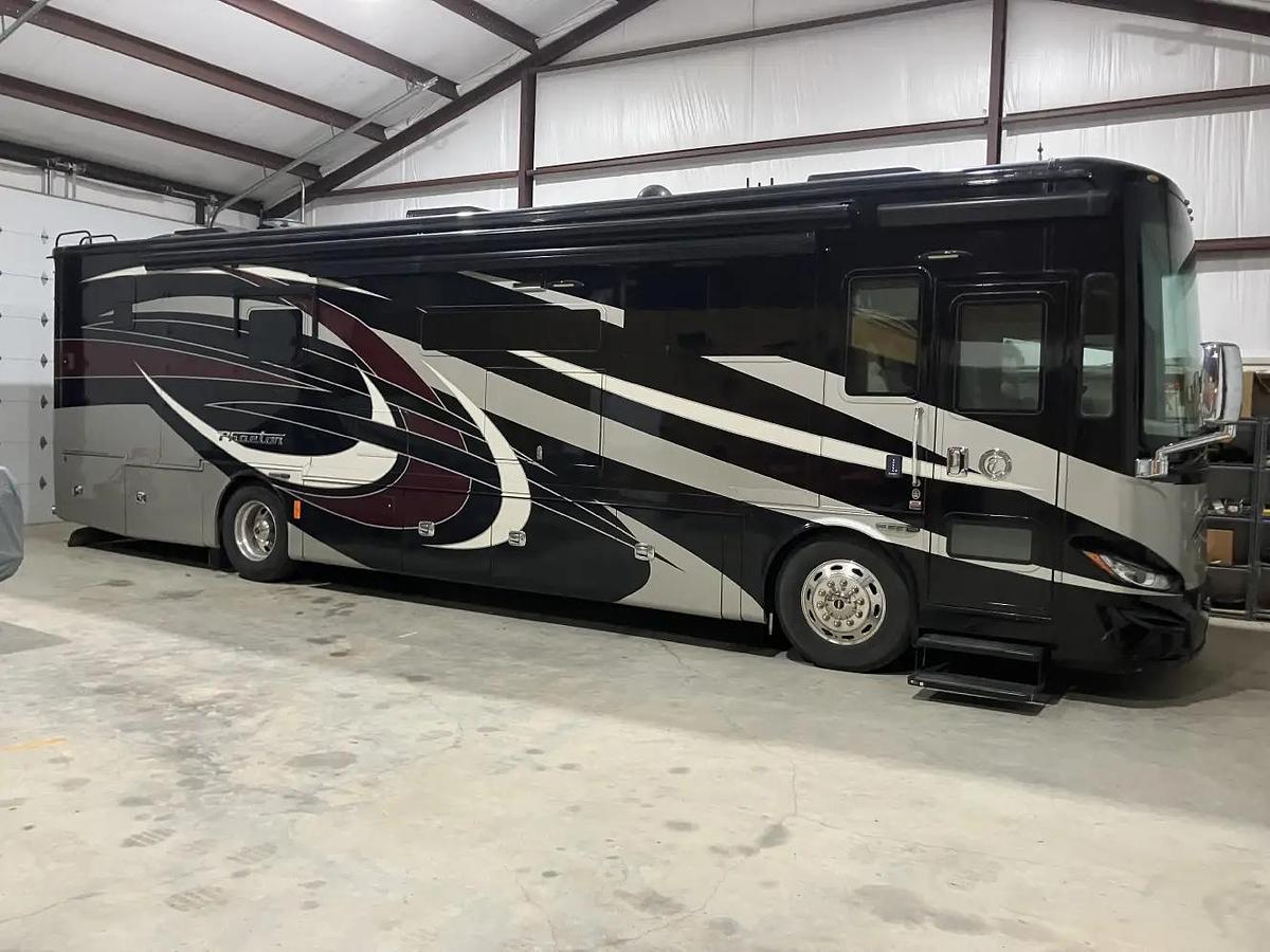 Used 2019 Tiffin Phaeton 37bh