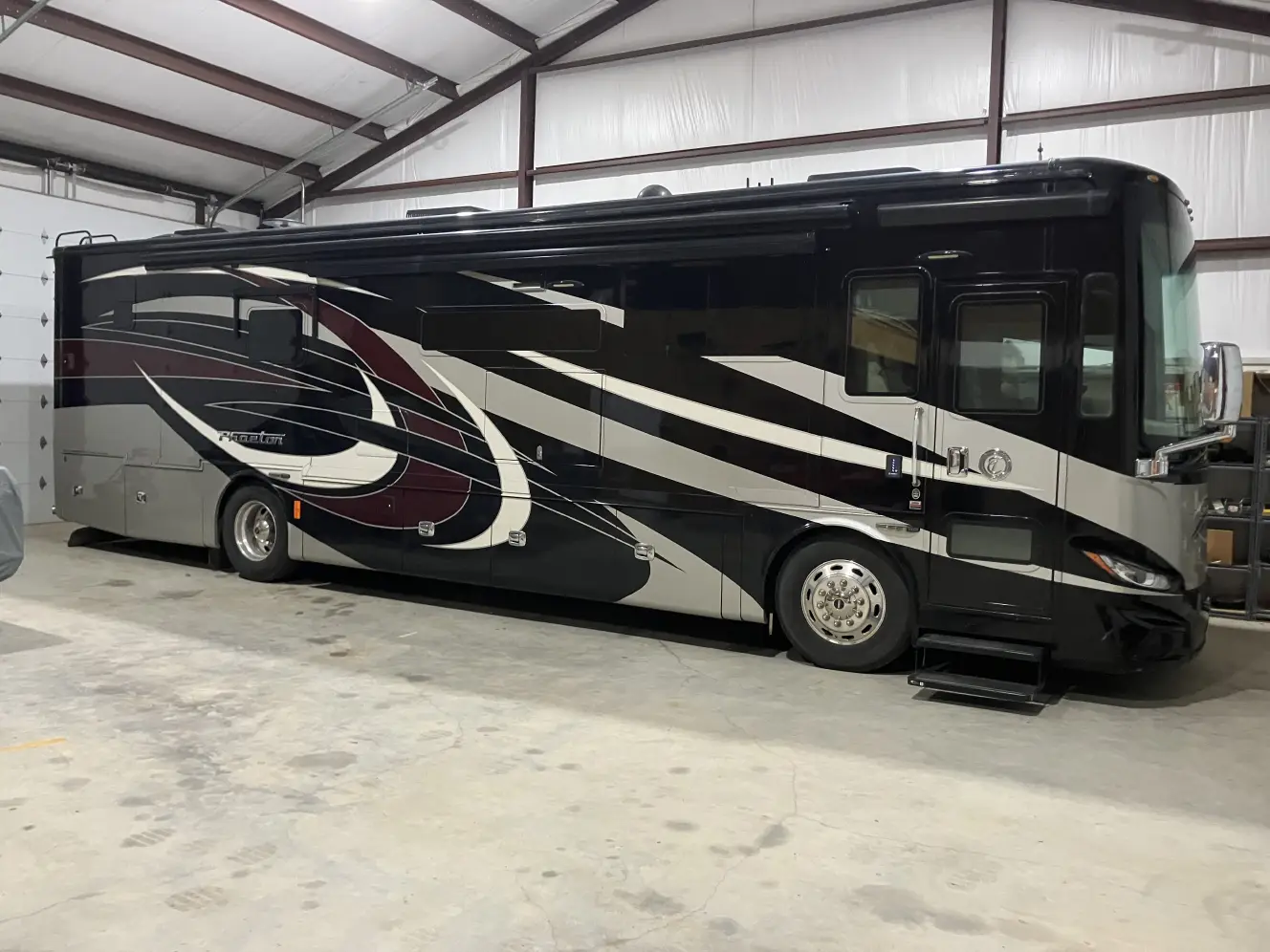 Used 2019 Tiffin Phaeton 37bh