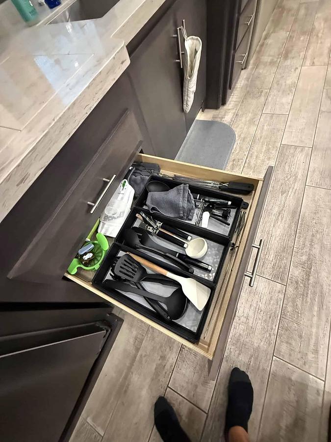 Used 2022 Thor Motorcoach Venetian F42