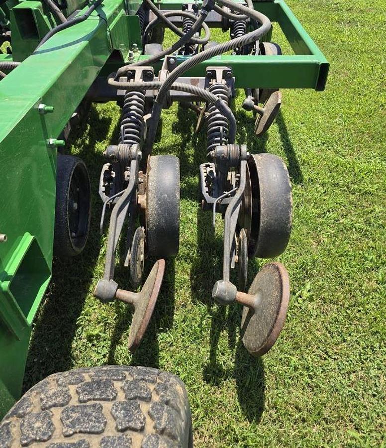 Used 2014 John Deere 1990CCS