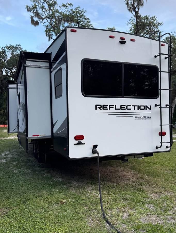 Used 2021 Grand Design Reflection 31MB
