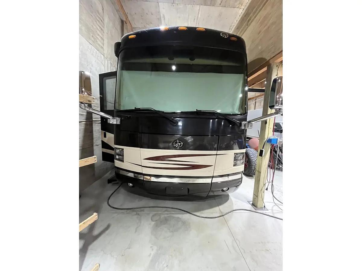Used 2008 Monaco Dynasty Squire IV