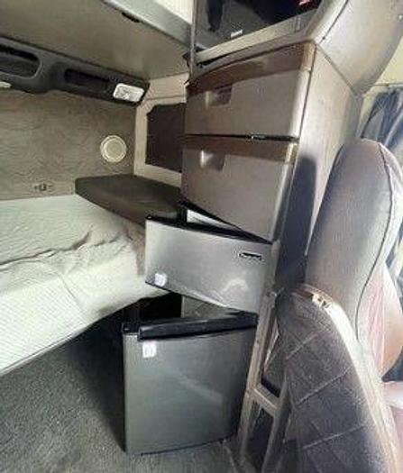 Used 2013 Volvo VNL64T780