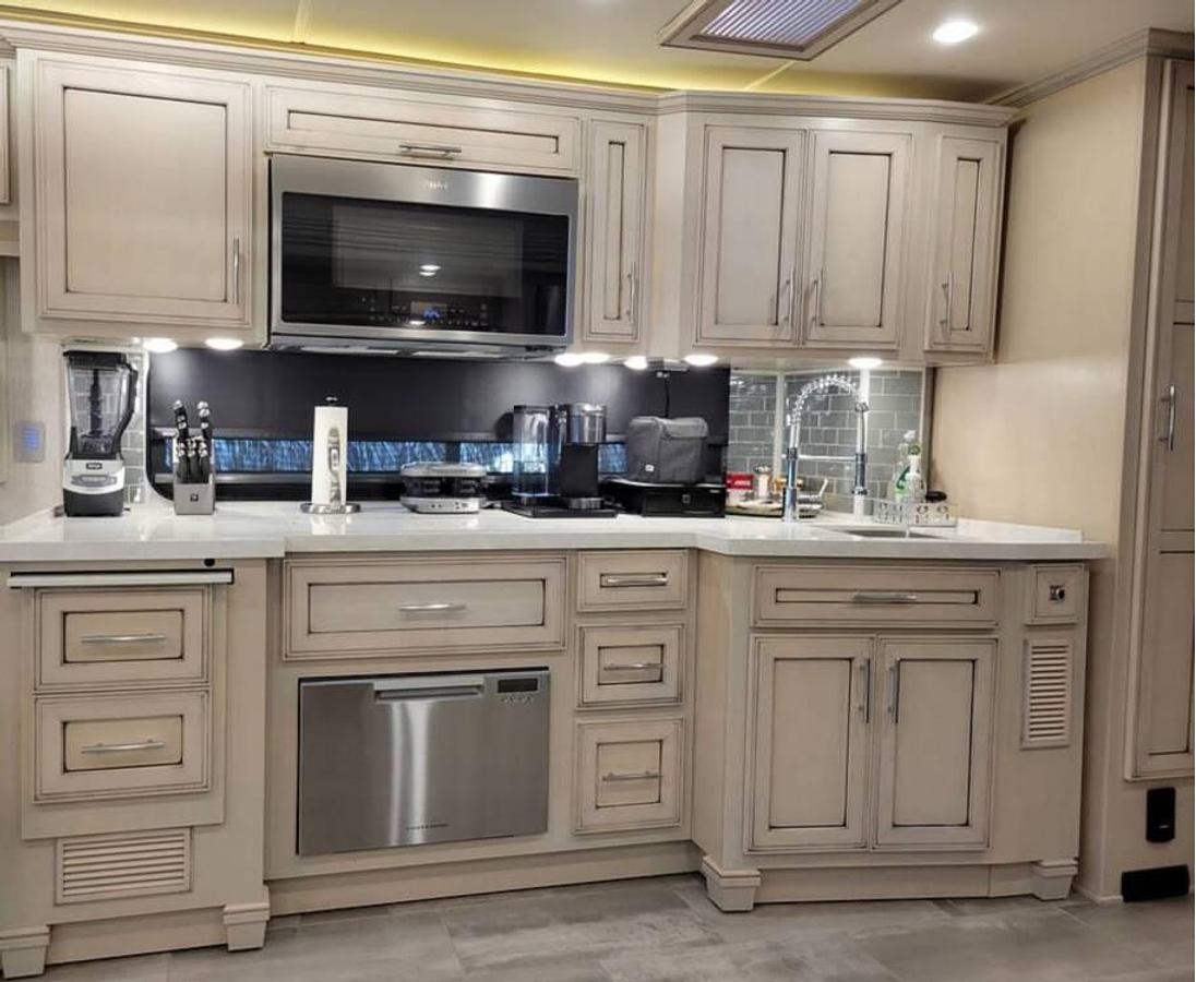 Used 2022 Newmar Ventana 4334