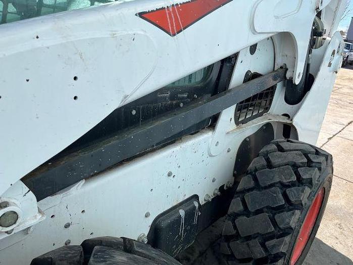 Used 2019 BOBCAT S740