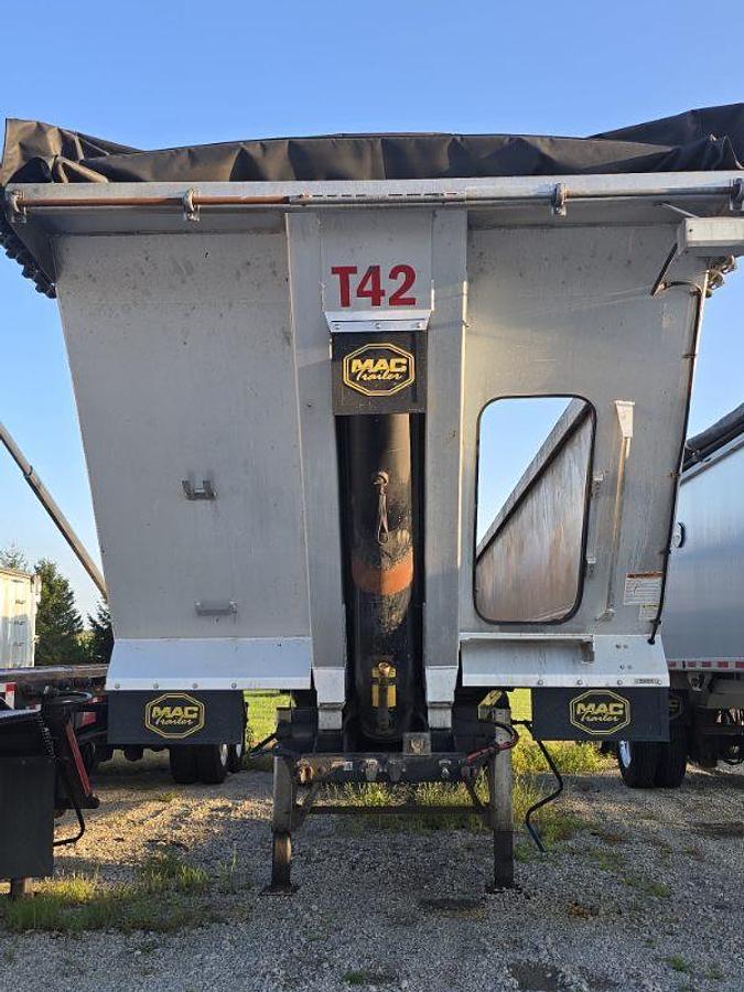 Used 2019 MAC 40' x 102" Aluminum End Dump Trailer