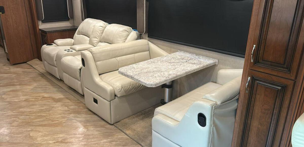 Used 2017 Holiday Rambler Vacationer 33C Class A Motorhome