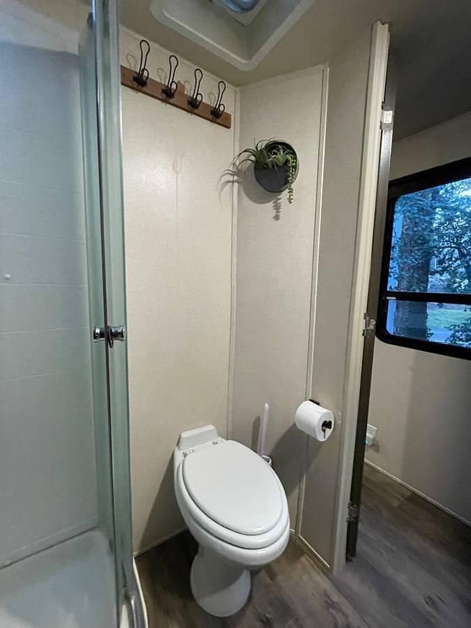 Used 2018 Forest River Salem Travel Trailer