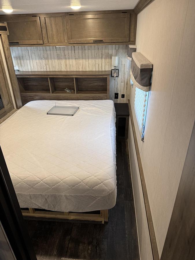 Used 2021 Forest River Sabre 37FLL