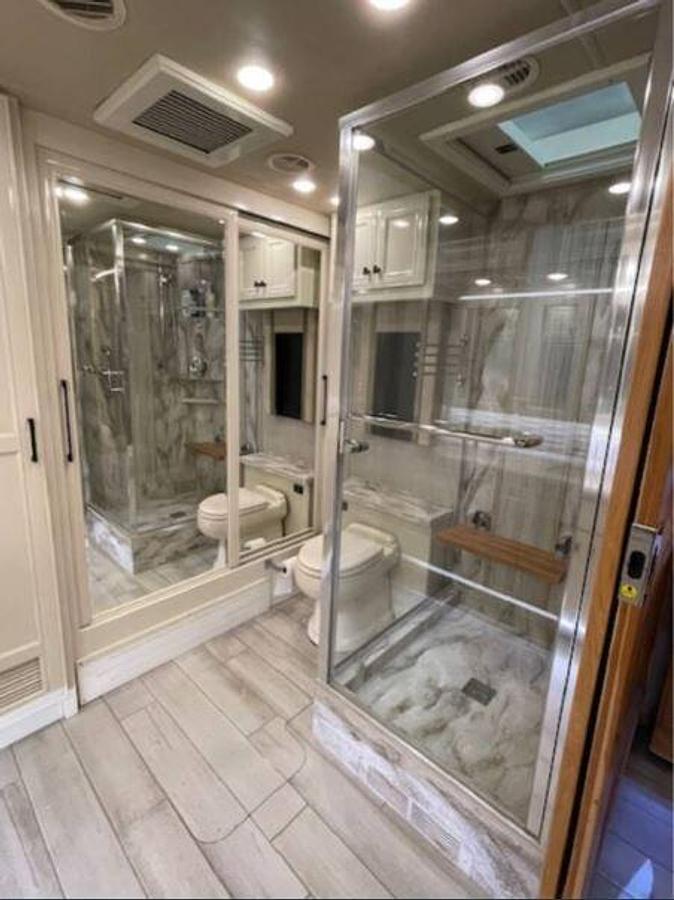 Used 2022 Tiffin Motorhomes ALLEGRO BUS 40IP Class A Motorhome