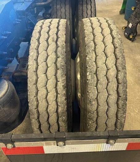 Used 2012 Peterbilt 365