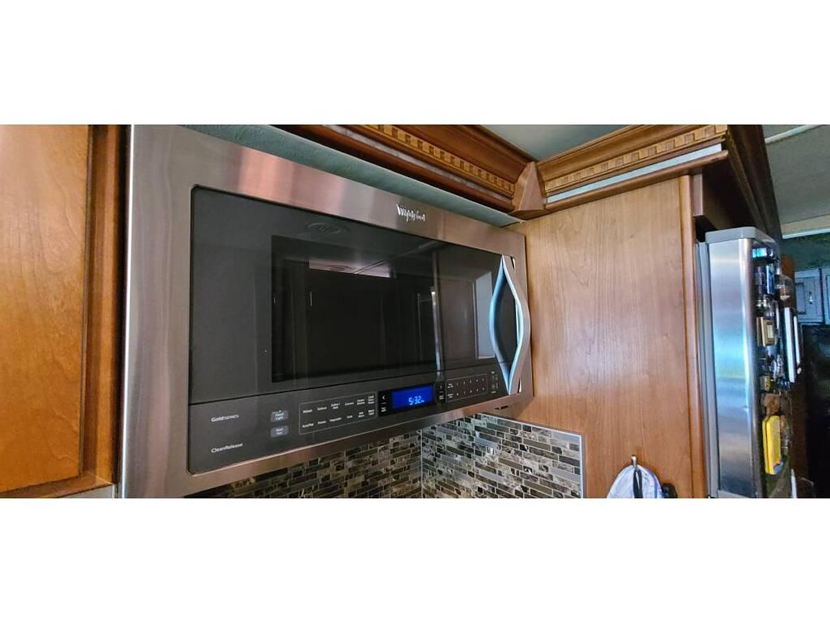 Used 2017 Winnebago Forza 34T