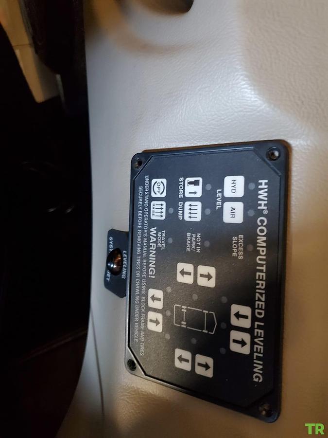 Used 2017 Winnebago Grand Tour 45RL