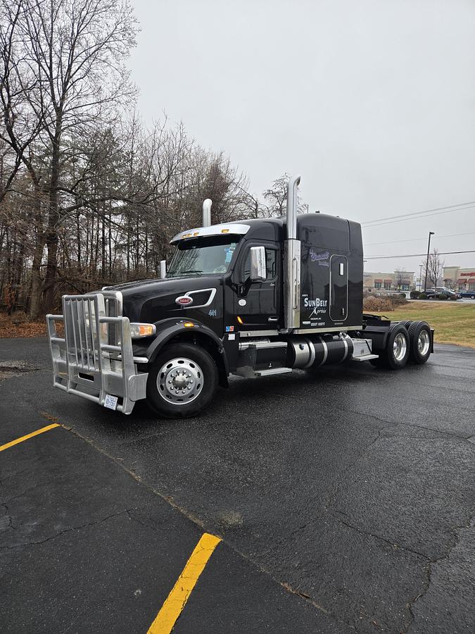 Used 2019 Peterbilt 567 Conventional Sleeper Truck