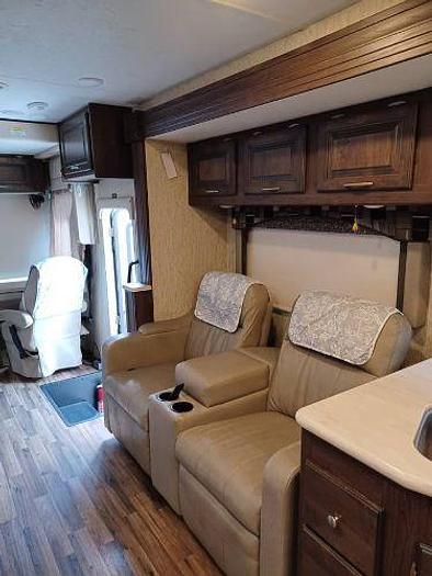 Used 2019 Coachmen Mirada 35OS