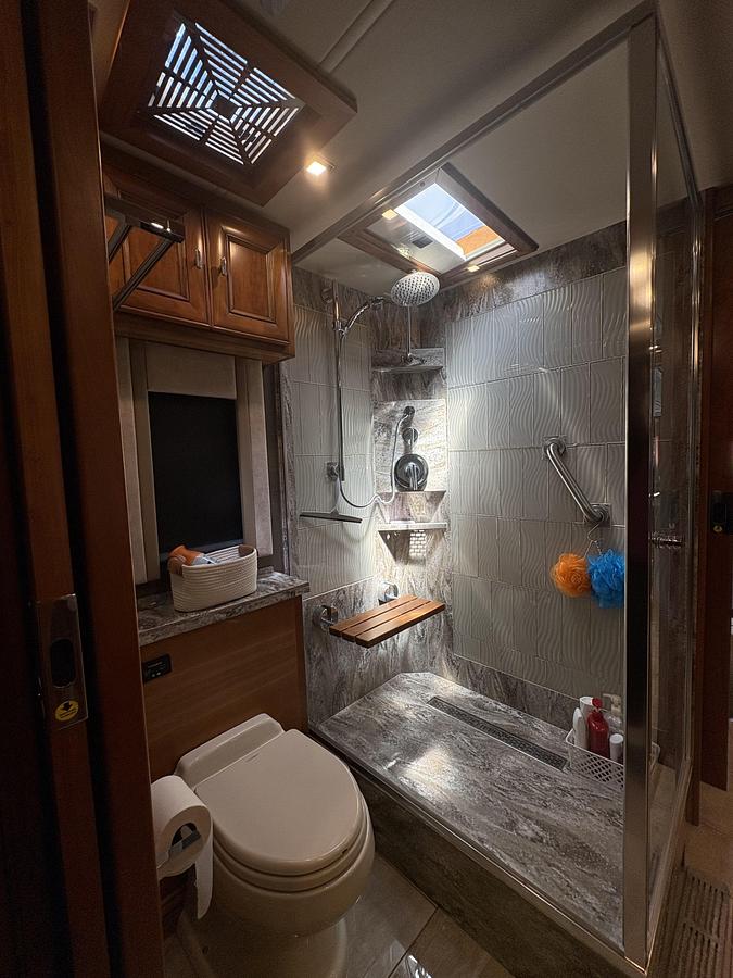 Used 2019 Tiffin Allegro Bus 45OPP