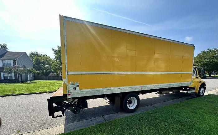 Used 2016 Freightliner BUSINESS CLASS M2 106