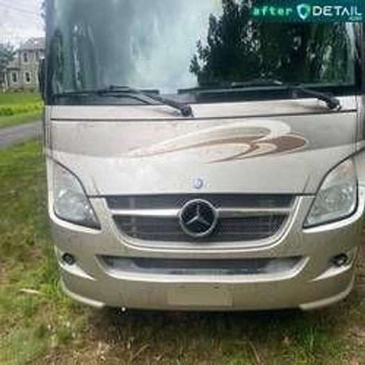 Used 2013 Winnebago Via 25Q